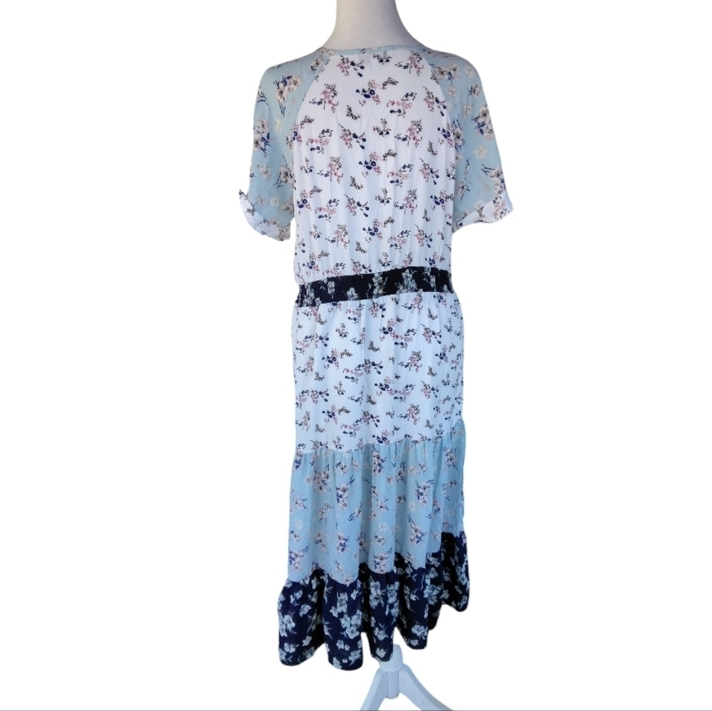 Hayden Los Angeles Ditsy Floral Tiered Skirt Midi Length Dress Size Large - Picture 6 of 9